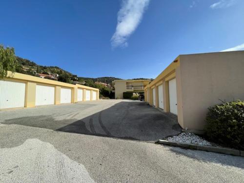 Studio Le Lavandou, 1 pièce, 4 personnes - FR-1-677-51