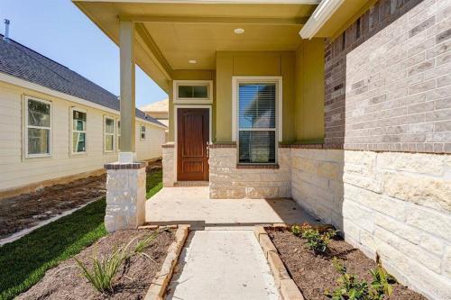 Centrally Located 3 bedroom Townhome in Houston, USA