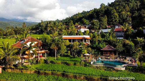 Lesong Hotel and Restaurant Room Type - Double Room with Garden View