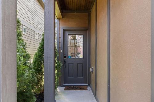 Convienent Craftsman in Nashville, USA