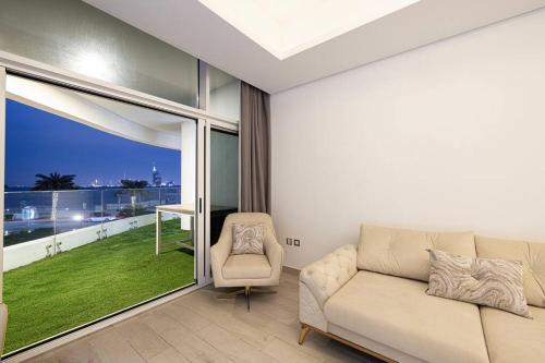 Stylish Palm Jumeirah Stay Sea, Burj Views, Gym & Pool, Dubaï (photo 9)