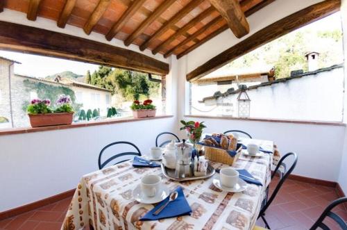 Ferienhaus mit Privatpool für 10 Personen ca 170 qm in Castello, Toskana Provinz Lucca