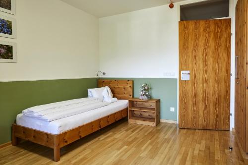 Single Room with Bathroom