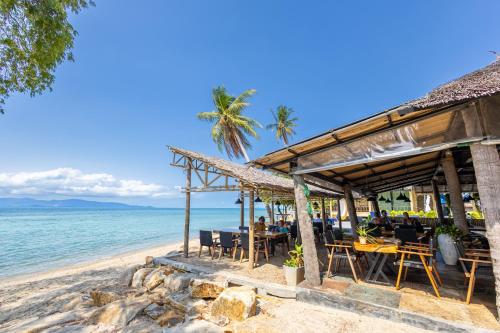 Absolute Beachfront Resort