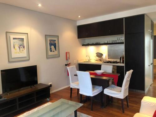 Loader Street Apartment - Lovely one bedroom in De Waterkant - image 4