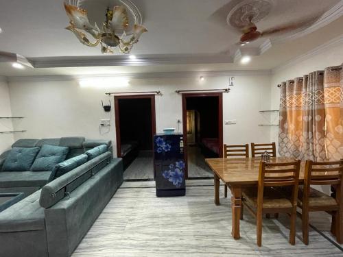 5 Fully Furnished 2 BHK Flats in MVP Colony, Vizag