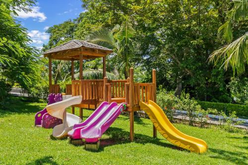 Iririki Island Resort & Spa - image 2