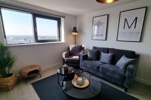 2 Bedroom Penthouse gîte à louer Copthorne Manchester