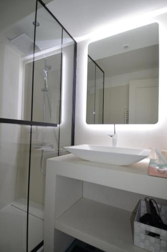 Appartement Duplex 4 personnes Quartier Riquier Nice - image 14