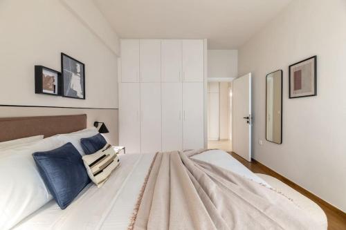 Urban Elegance 2BR Apartment in Pangrati by UPSTREET - image 4