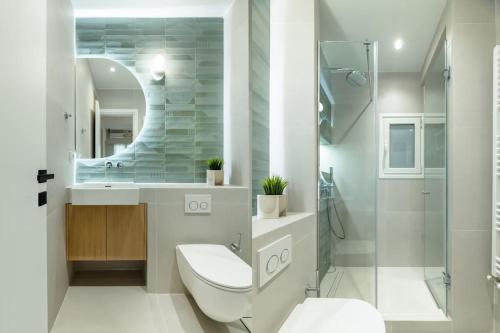 Urban Elegance 2BR Apartment in Pangrati by UPSTREET - image 3