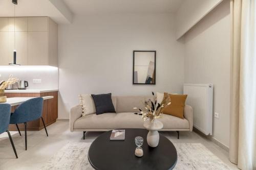 Urban Elegance 2BR Apartment in Pangrati by UPSTREET - image 2