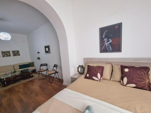 Mihal Popi Apartment, Tirana (photo 6)