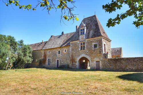 Manoir du Bois Joly - Cabanes de Berger