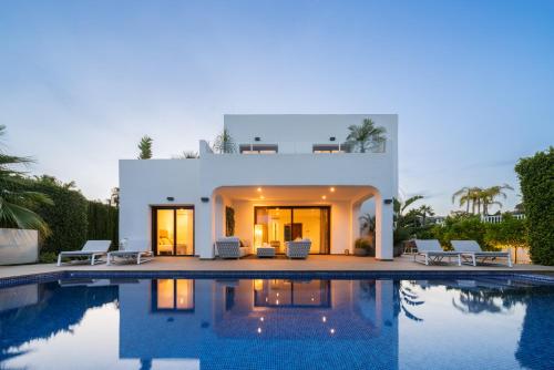 Villa image 4