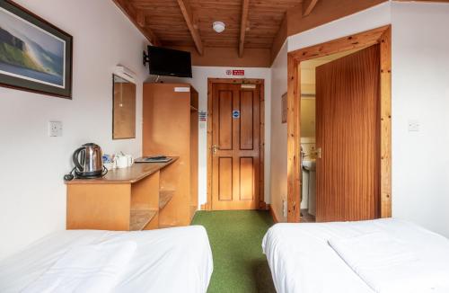 Insh Hall Rooms at Loch Insh Room Type - Twin Room