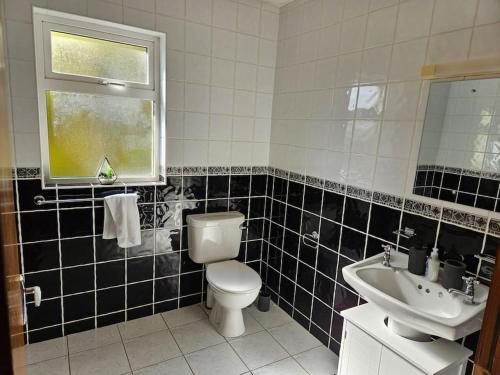 Phrey's Holiday Home in Killowen