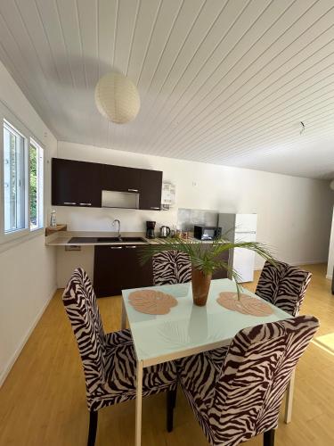 Cocina, La Piaule De Nessadiou in Bourail