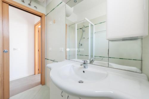 Superior Two-Bedroom Apartment image 7