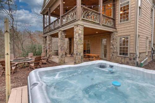 Game Room ~ Fire Pit ~ Resort Access ~ Huge Home in Lake Lure, USA