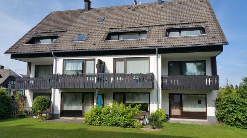 Buhr Apartment - image 5