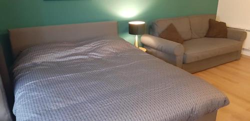 Buhr Apartment - image 8