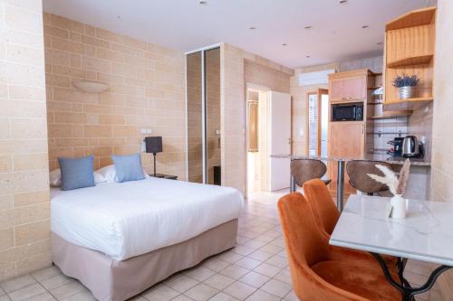 Residence Courcelle in Левалоа-Пере