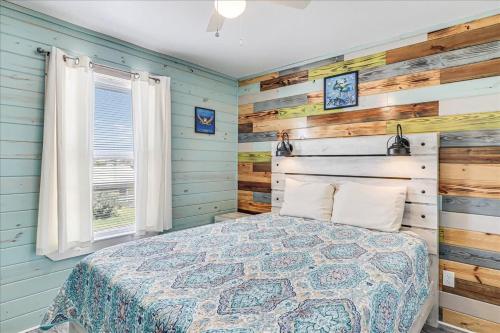 Blue Marlin Cottage Anchor Courts #3 in Port Aransas, USA