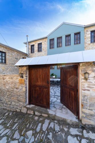 Viesnīcas āriene, Dandy Villas Nymfaio - Snow Queen - Sauna - Fireplace - Up to 6 adults 2kids in Nymfaio