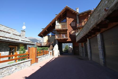  Snowflake Appartamenti Jouvenceaux, Pension in Sauze dʼOulx