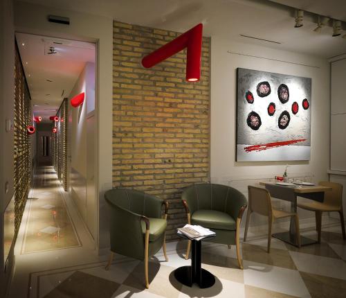 Navona Rooms - image 14