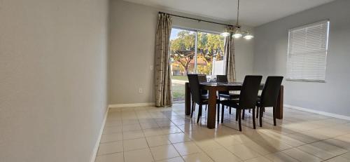 Three-Bedroom Holiday Home  image 2