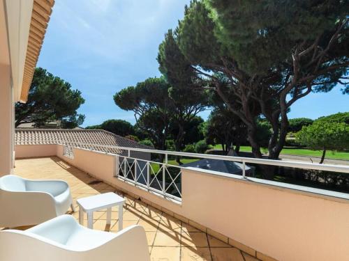 Balcony/terrace, Vilamoura Golf Mansion by Stay ici Algarve Holiday Rental in Quarteira