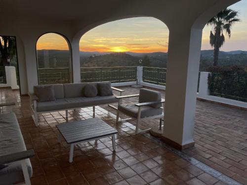 Balcony/terrace, Villa Metacasa by Portucasa in Santa Catarina