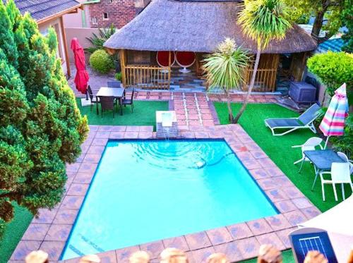 LAUREN PALACE GUESTHOUSE in Vanderbijlpark