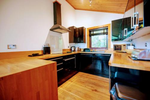 Loch Insh Chalets Ltd