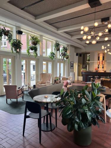 Restaurant, Stadsherberg Ald Weishoès - Hostel (Stadsherberg Ald Weishoes - Hostel) in Venlo