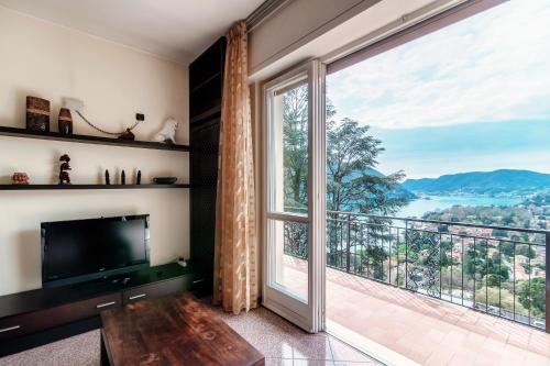 Közös társalgó / TV, Vista Lario Apartment - Aqua Apartments in Cernobbio