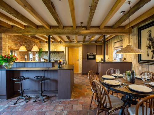 virtuve, The Coach House at Holy Well in Longičingtona