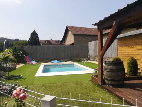 Appartement + terrasse + piscine - Location saisonnière - Charavines