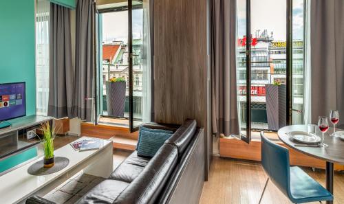One-Bedroom Apartment with Terrace image 5