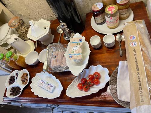 Ēdiens un dzērieni, Chambre de charme dans un jardin de 1500m2 in Nueil-sur-Layon