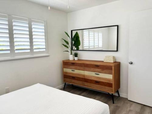 Modern Apartment - 3 of 4 in Punta Gorda, USA