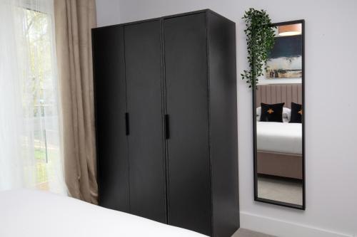Deluxe South Central London Apartment