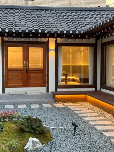 Seoul Hanok near Seoul Station, Soul (fotografie 6)