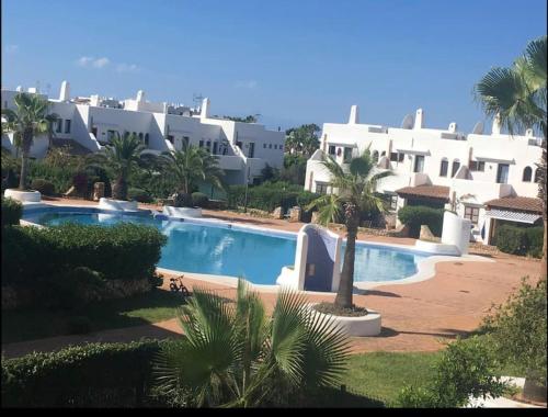PEQUEÑO PARAISO 4