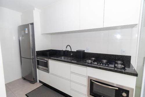 540B - Linda casa com 5 dormitórios á 100m da praia, Bombinhas (photo 6)