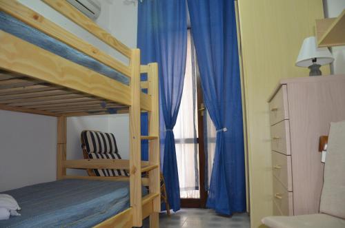 FANTASTIC SARDINIA VILLETTE CON GIARDINO Fronte Mare Fertilia FAHO-GAV01-GAV02