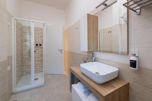 Luxury and Sweet home-Metro Malatesta, Рим (фото 7)