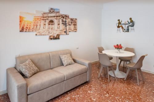 Luxury and Sweet home-Metro Malatesta, Рим (фото 3)